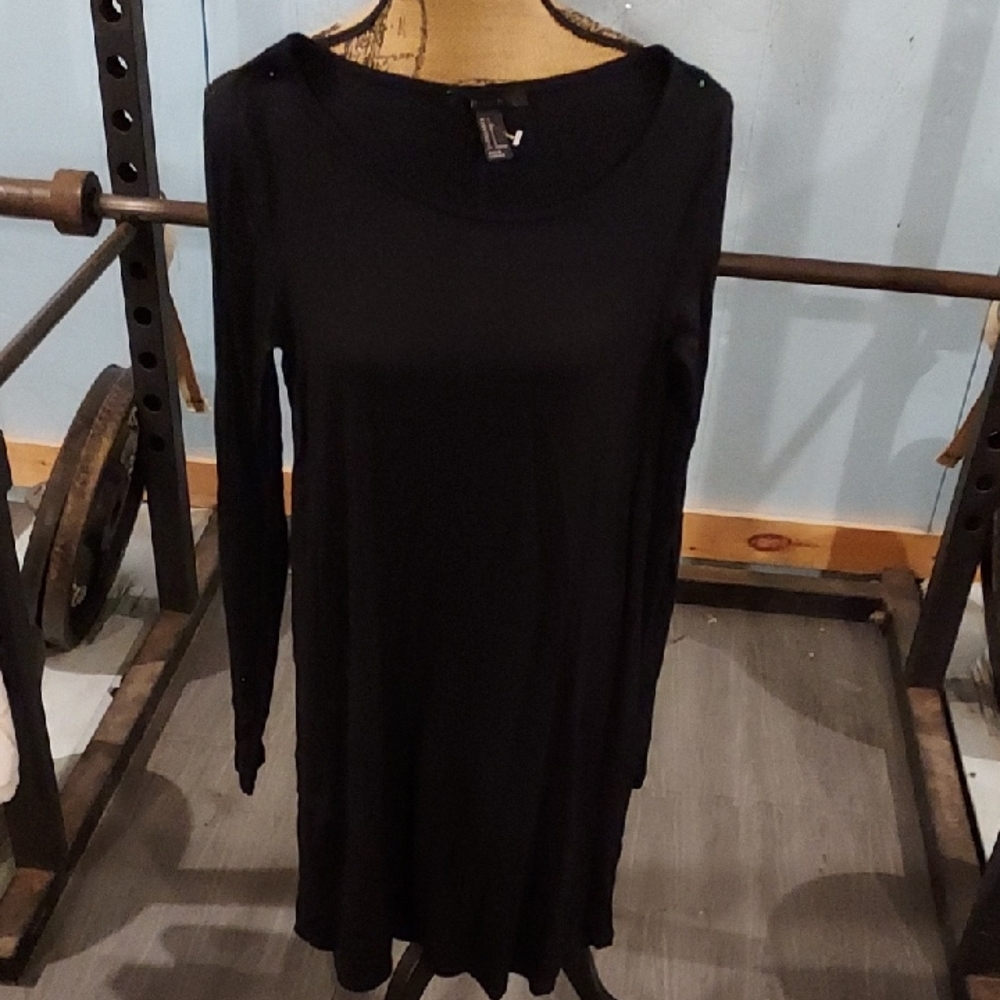 Forever 21 Black Long Sleeve Swing Dress